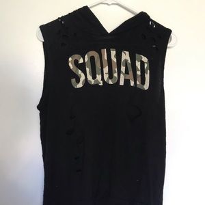 Muscle shirt with hood